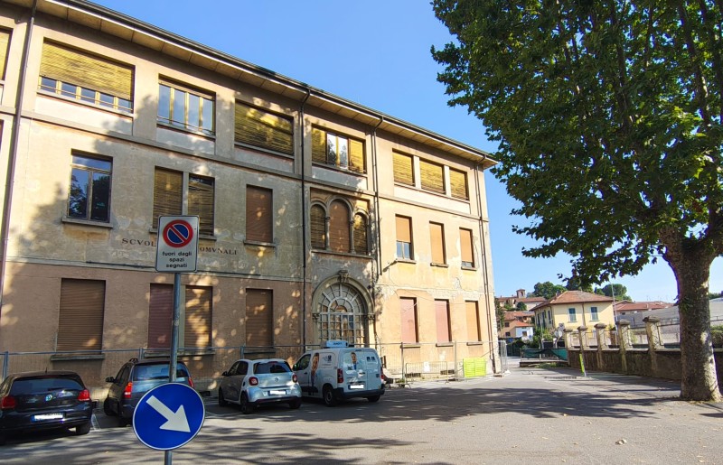 barzanoscuola2.jpg (145 KB)