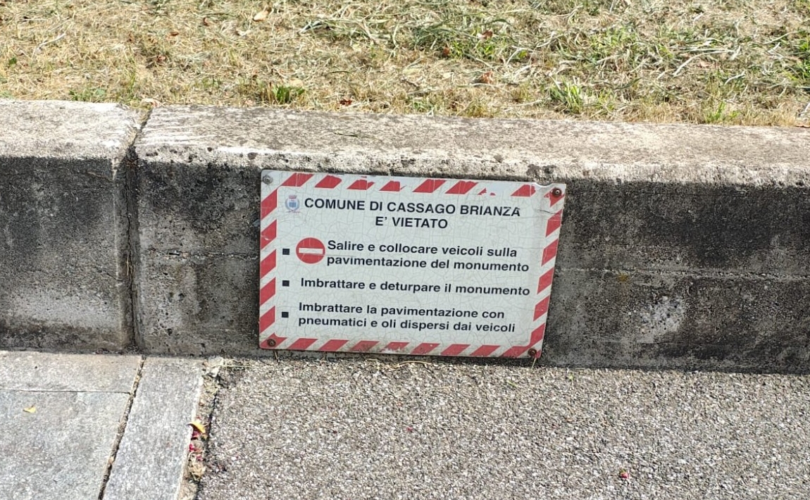 cassagovandali2.jpg (744 KB)