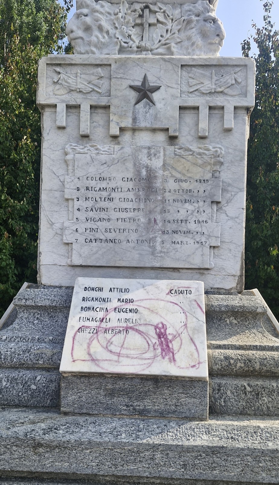 cassagovandali5.jpg (893 KB)