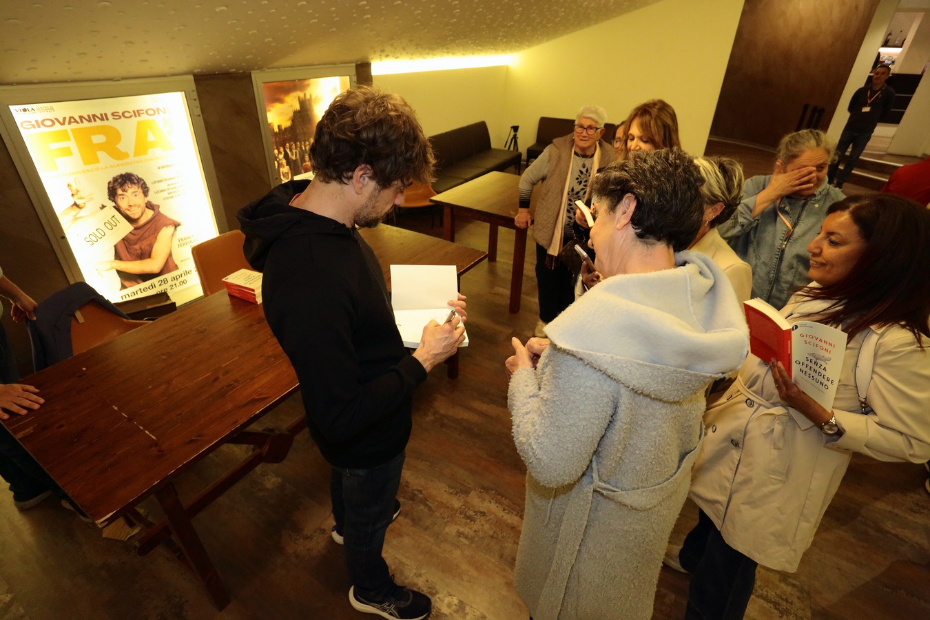 Casatenovo_ultimospettacoloteatro0009.jpg (279 KB)