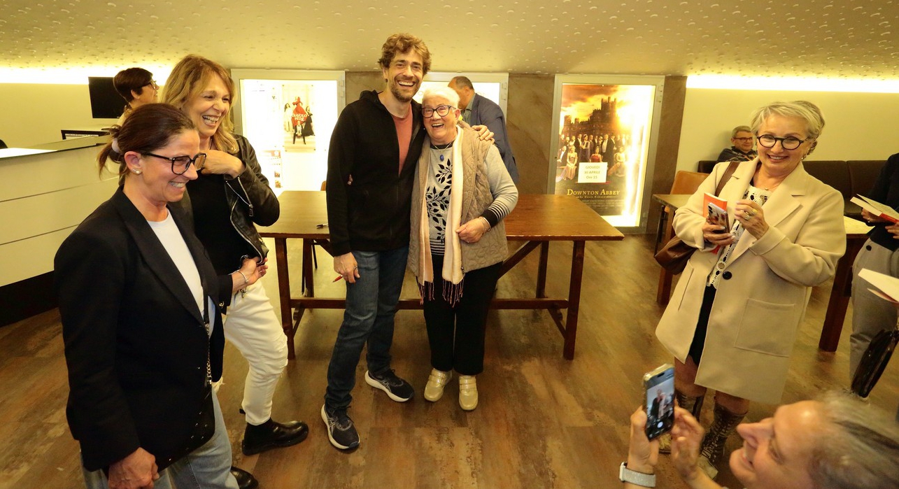Casatenovo_ultimospettacoloteatro0010.jpg (569 KB)