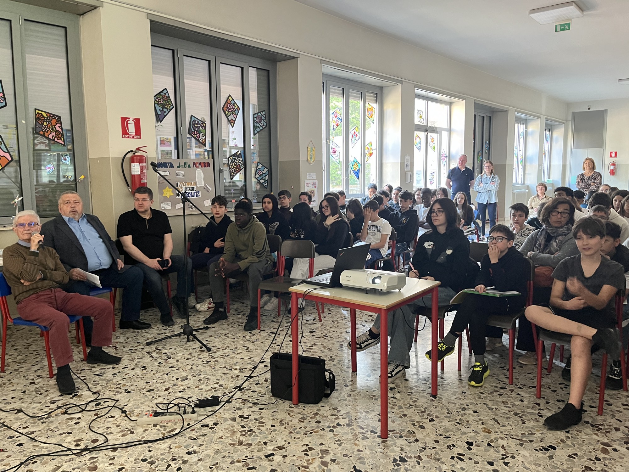 Cassago-Chernobyl-medie-2.JPG (793 KB)