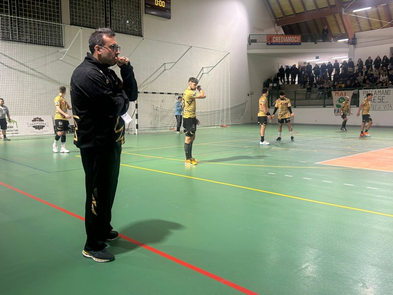 Coach_Gagliardi_Junior.jpg (110 KB)