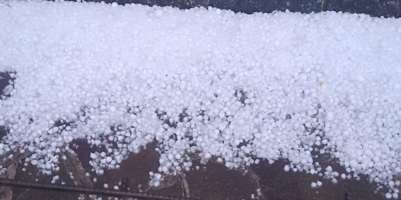 Grandine_maltempoPRIMA.jpeg (111 KB)
