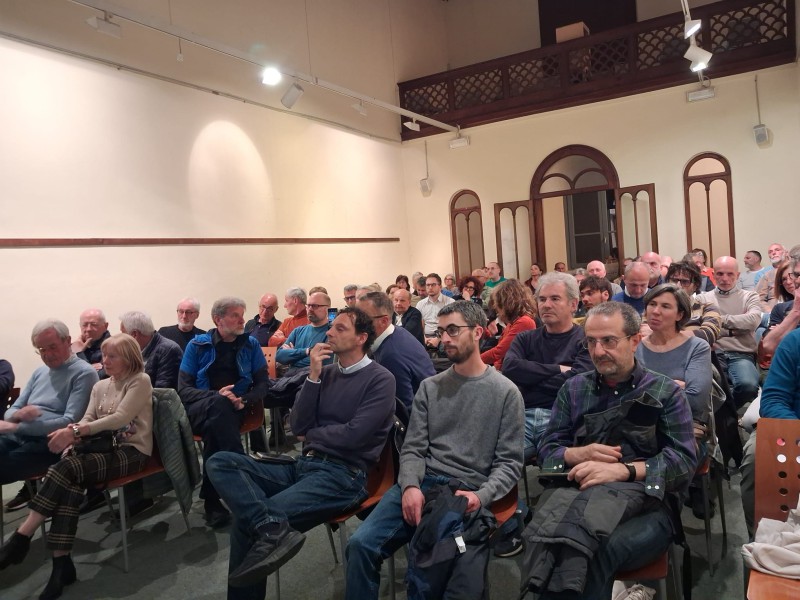 Pusiano_lago_2026.04.10_pubblico.jpg (110 KB)