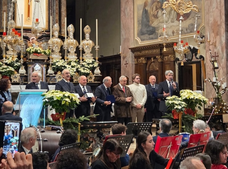 banda_sirone11.jpg (234 KB)