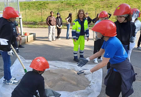 barzano_pc_scuola_prima.jpg (30 KB)