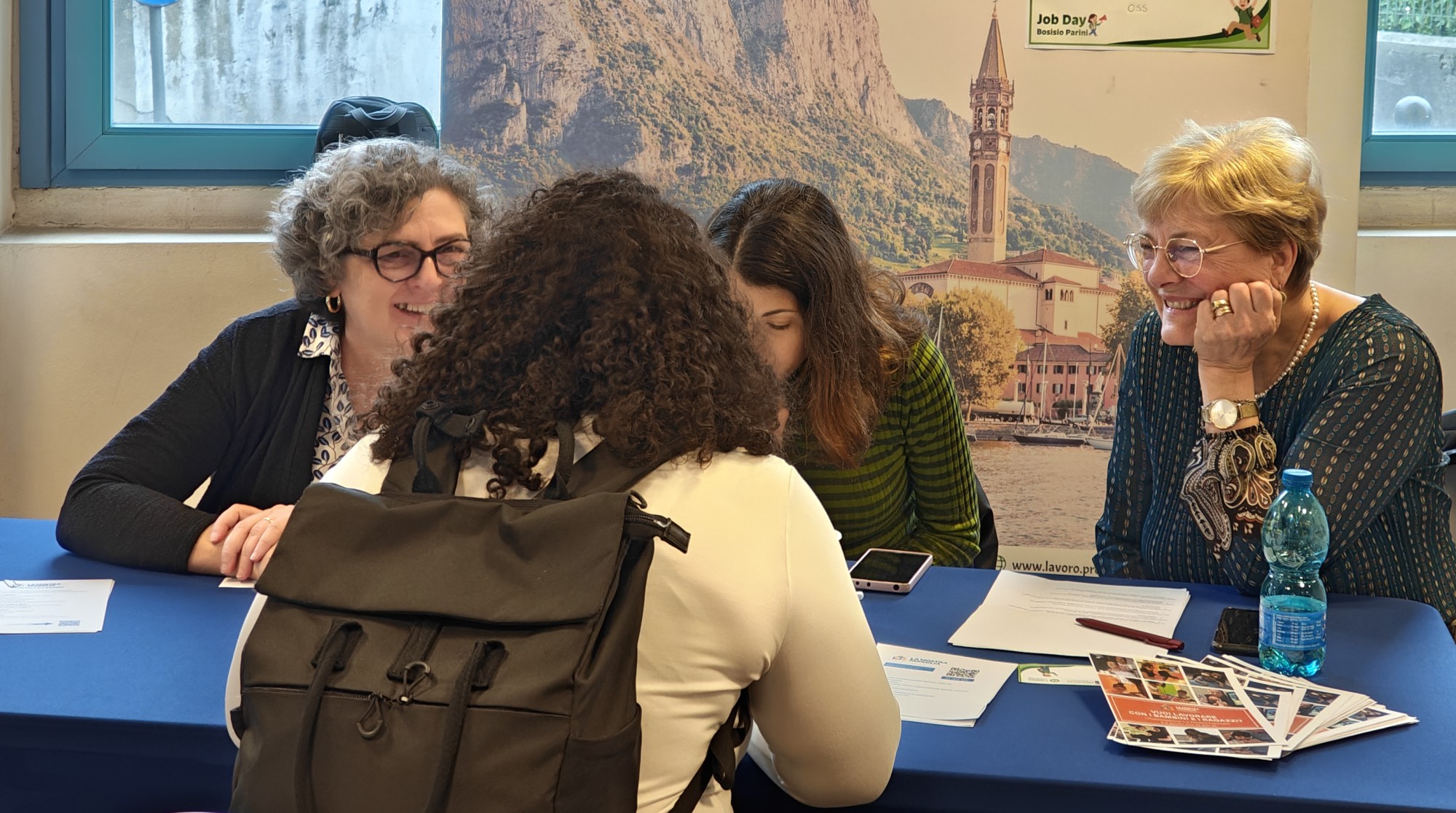 bosisiojobday5.jpg (481 KB)