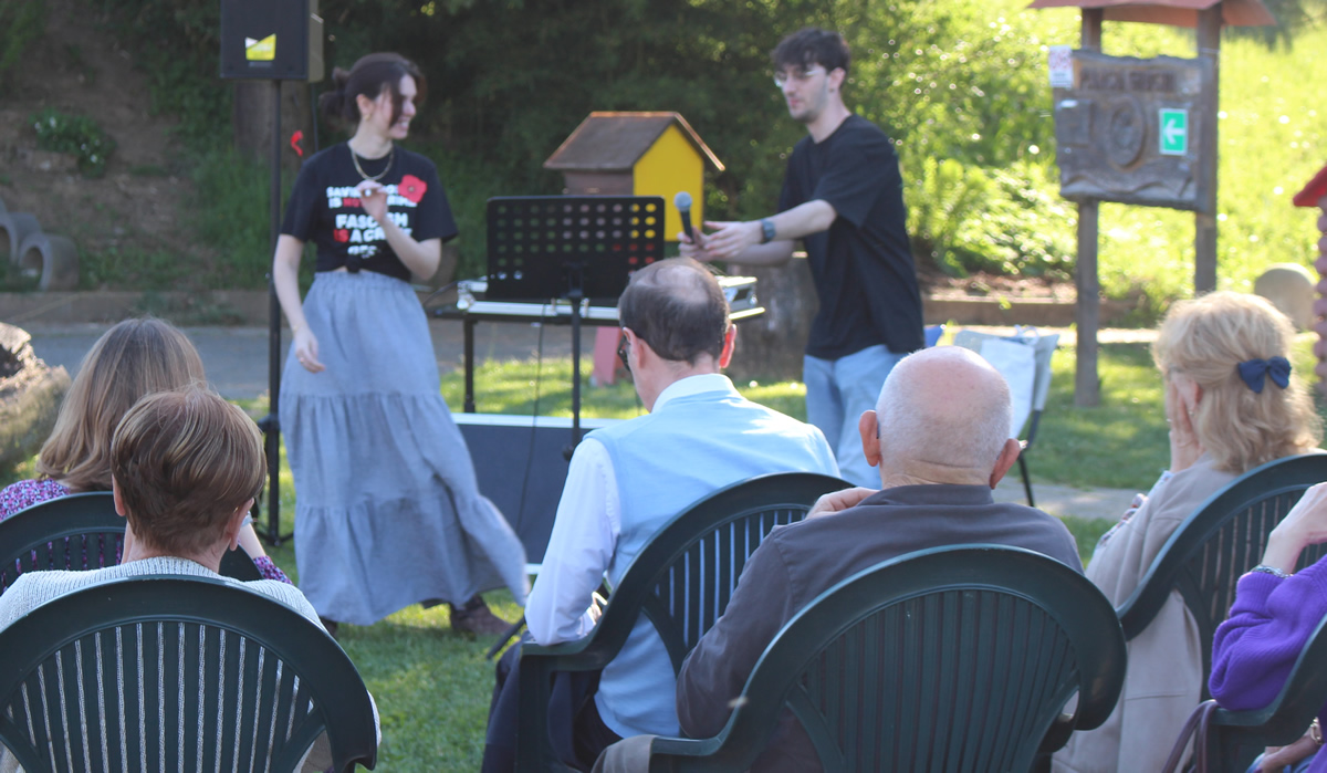 casatenovo25aprile-15.jpg (291 KB)