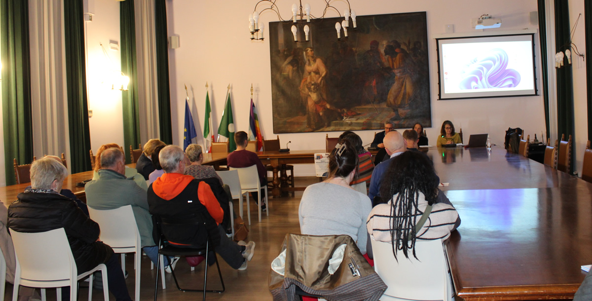 casatenovo_emergenzacasa6.jpg (278 KB)