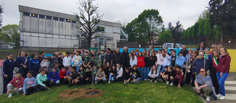 casatenovogiusto.jpg (100 KB)