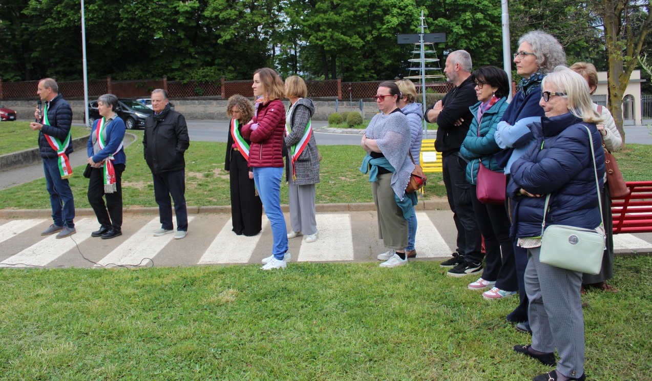 casatenovogiusto0003.jpg (810 KB)