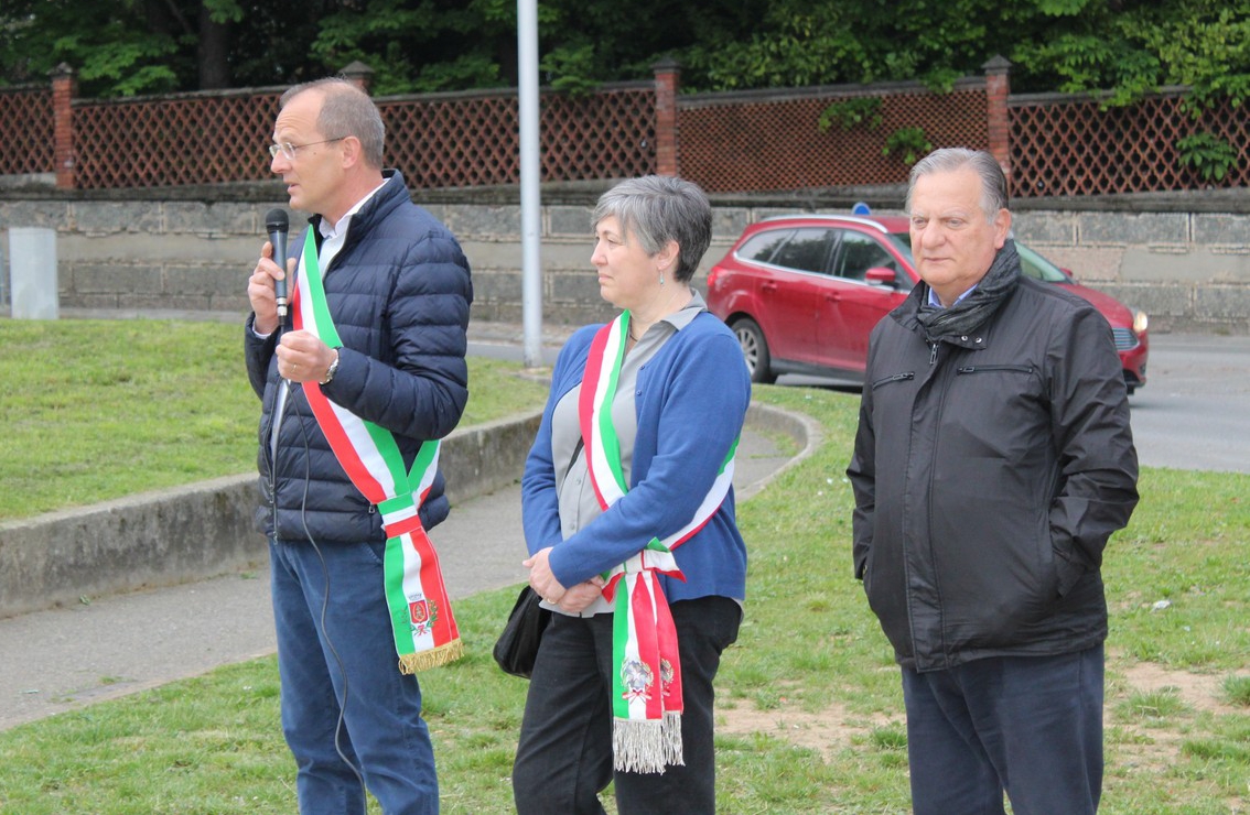 casatenovogiusto0004.jpg (557 KB)