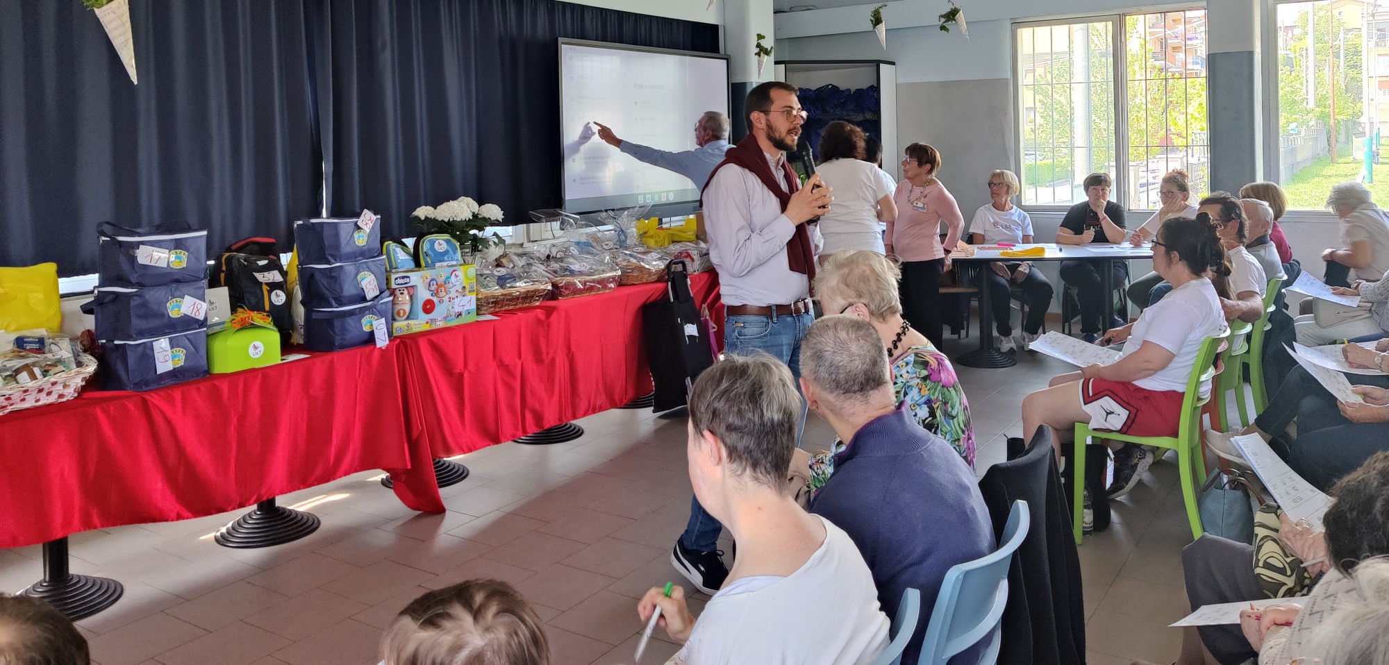 casatenovolilt_tombolata__7_.jpg (1.18 MB)