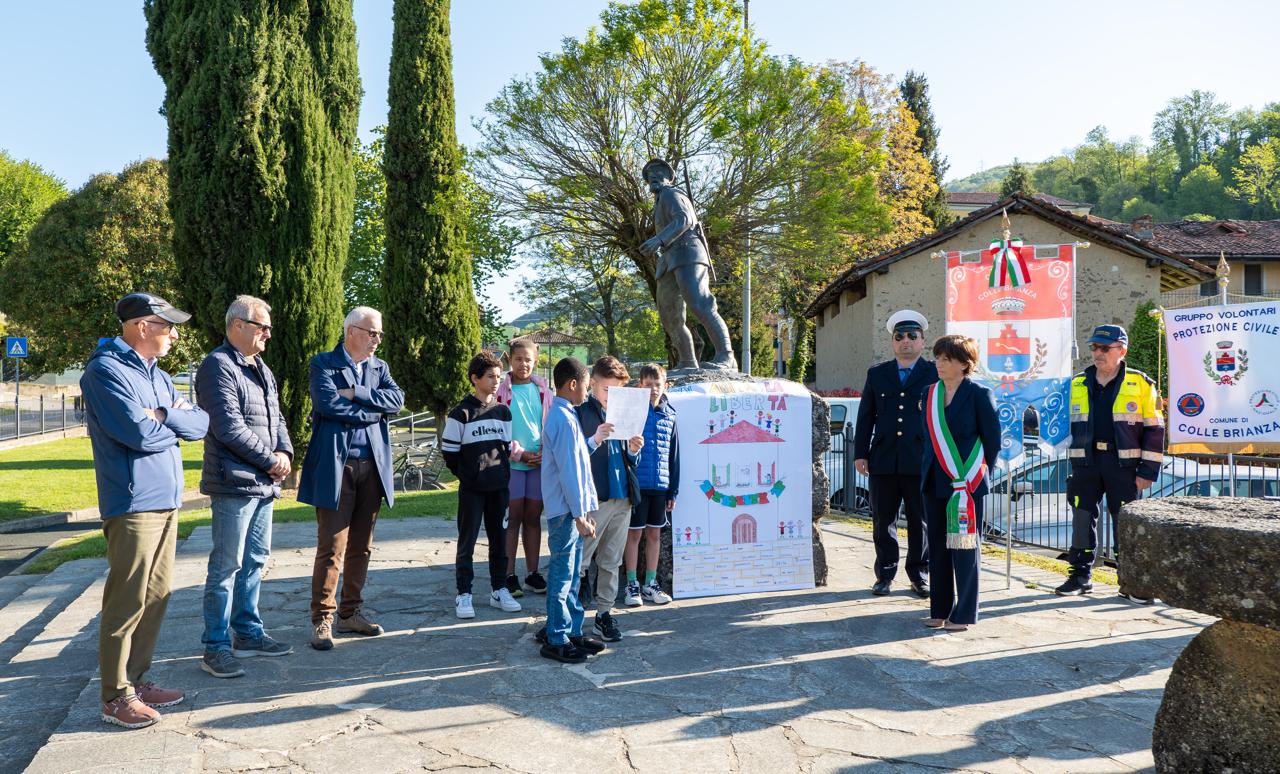 colle25aprile__2_.jpeg (235 KB)