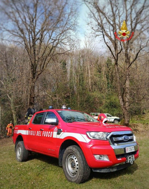 colleancorafiamme__2_.jpeg (186 KB)