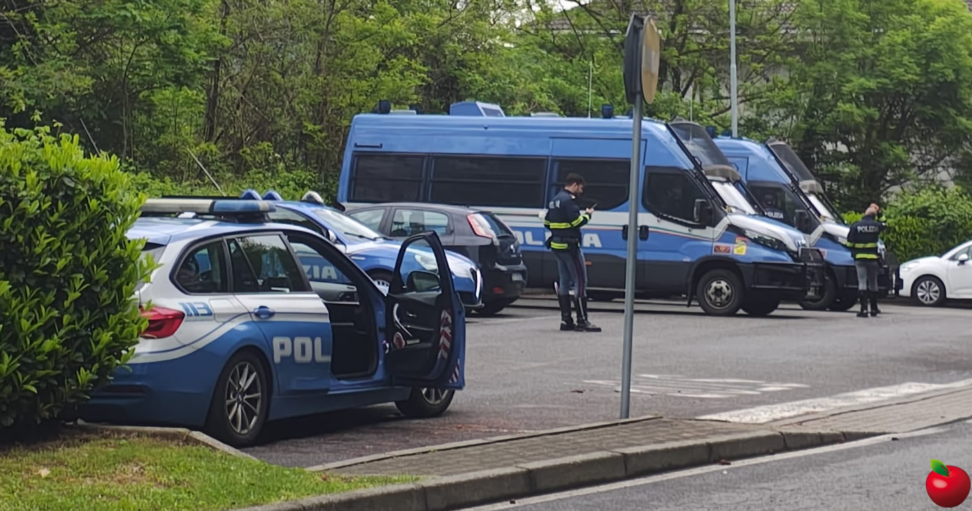 costamoschea4.jpg (205 KB)