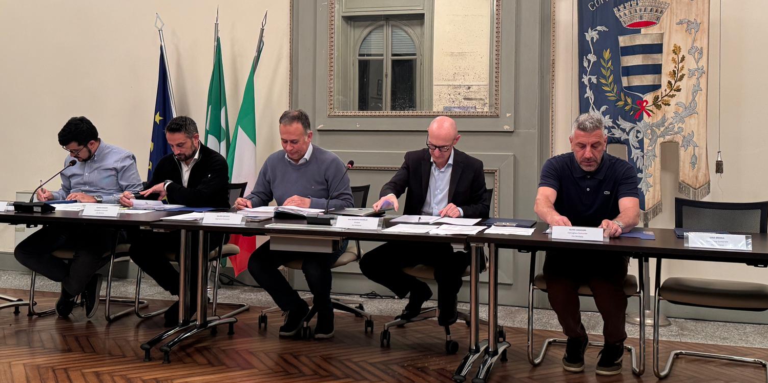 moltenocc__2_.jpeg (576 KB)