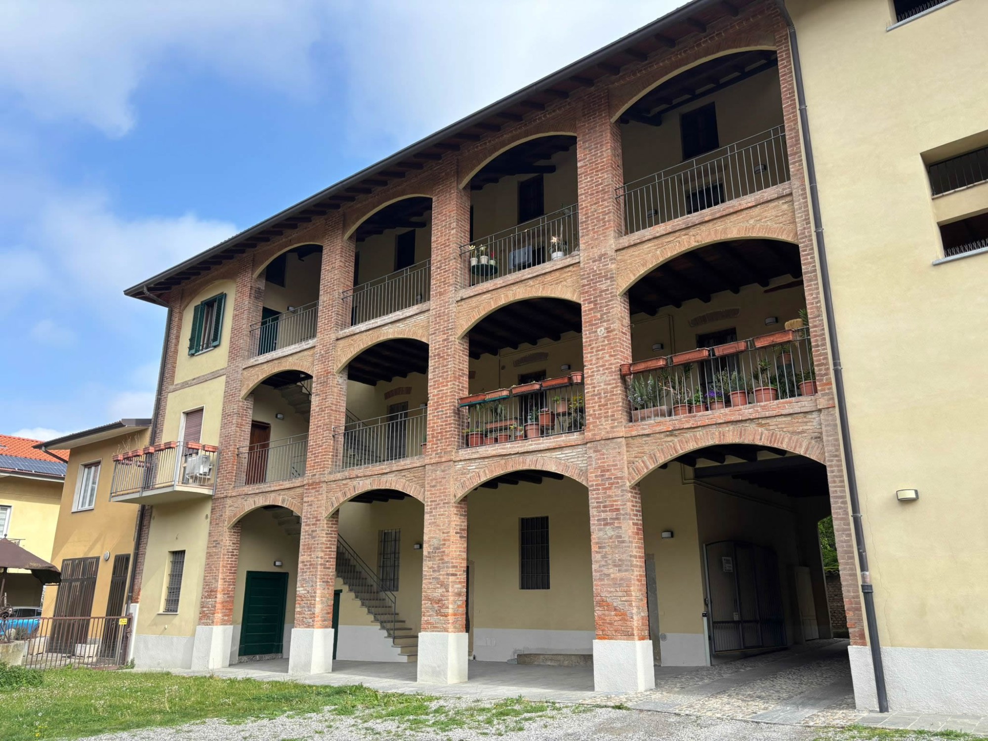 monticello_asilo_crippa5.jpg (585 KB)