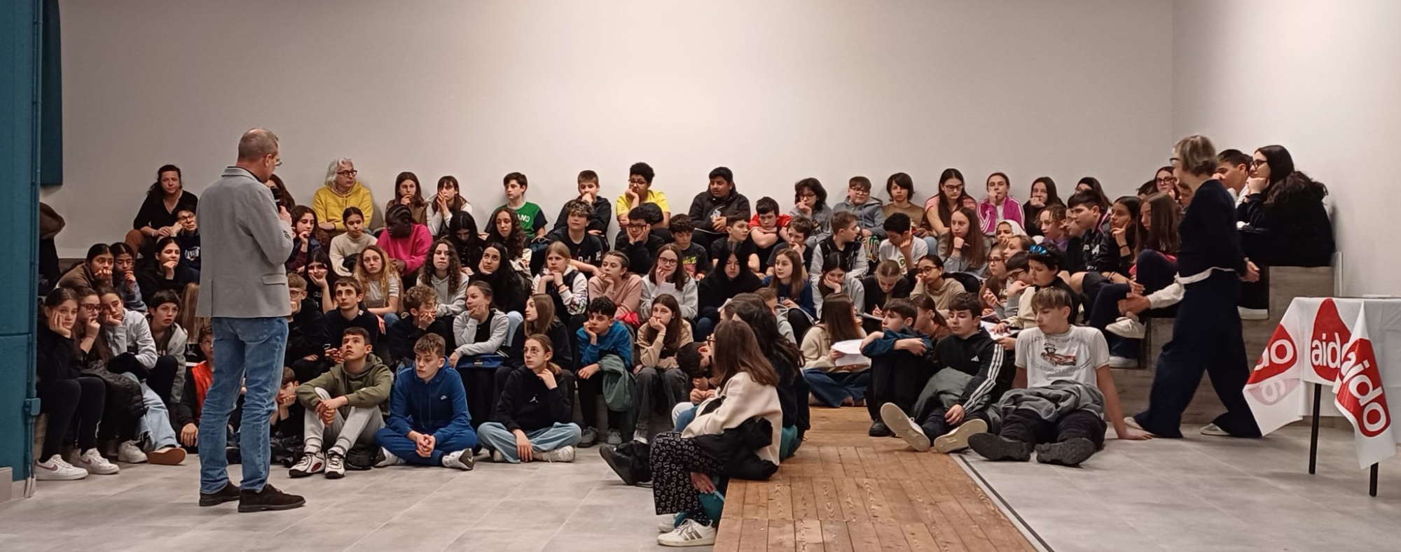 monticelloaidoscuola__2_.jpeg (670 KB)