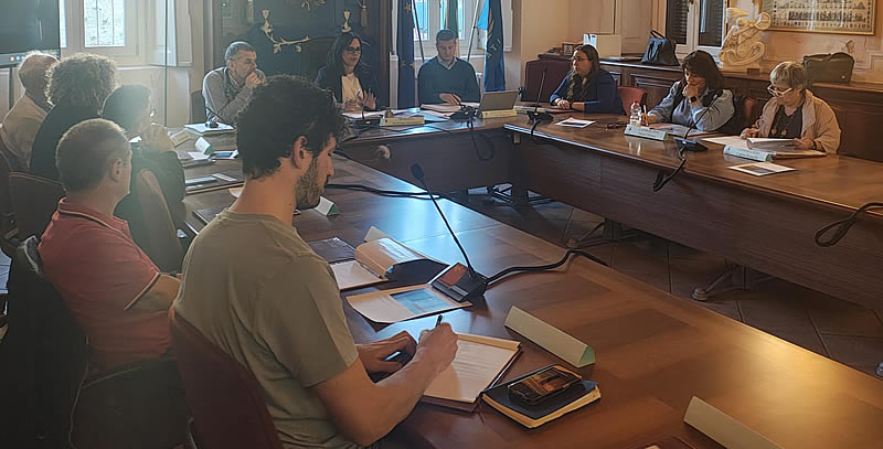 monticelloconsiglio-1.jpg (64 KB)