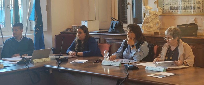 monticelloconsiglio-3.jpg (61 KB)