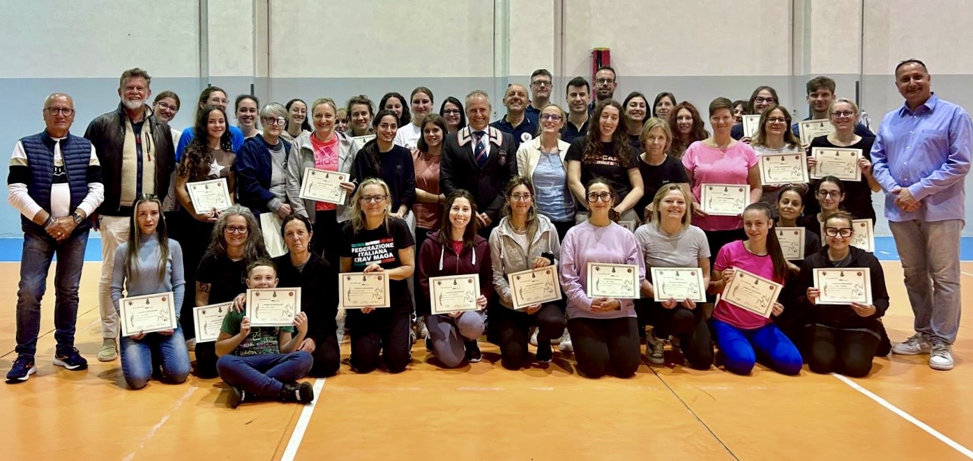 oggionodifesaanc__2_.jpg (566 KB)