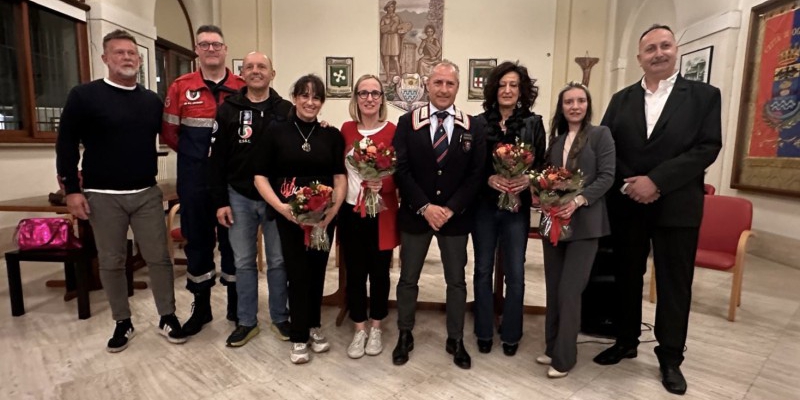 oggionodifesaanc__pr.jpg (184 KB)