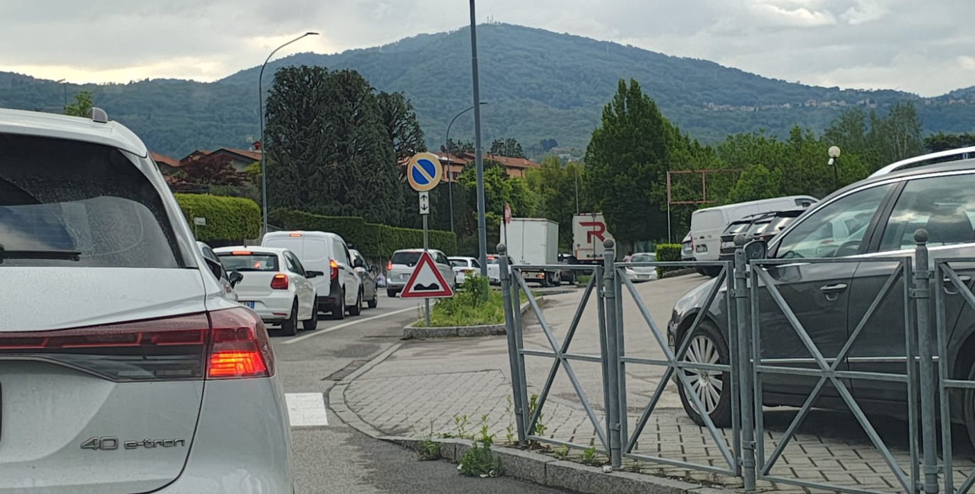 oggionosinistro1.jpg (561 KB)