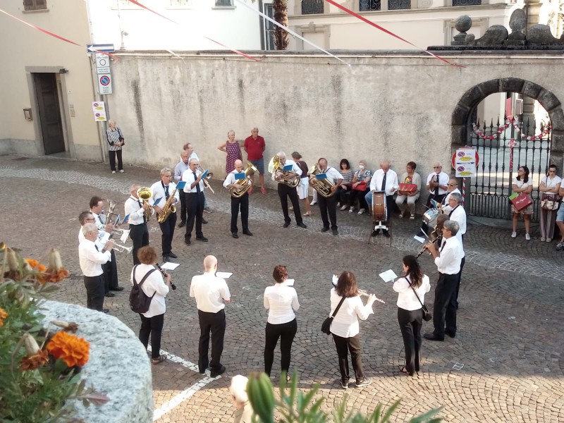 sironebanda1.jpg (156 KB)