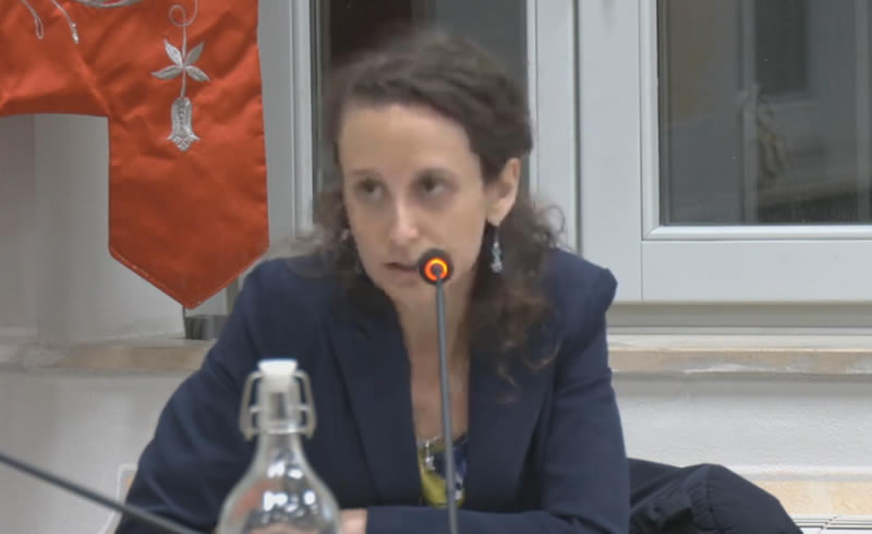 valagussadaniela.jpg (33 KB)