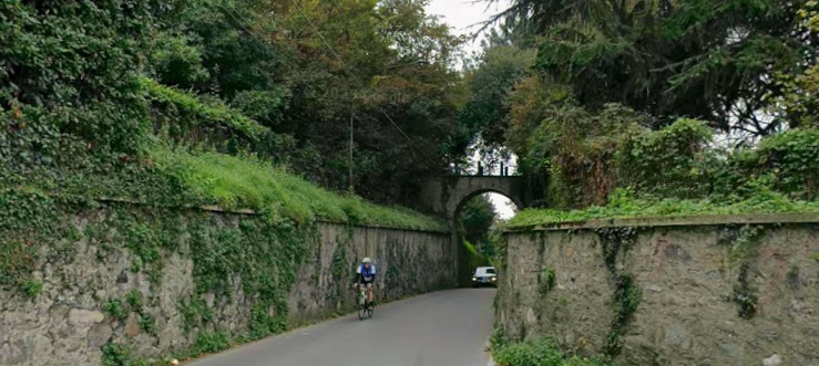 viadeimille2.jpg (95 KB)