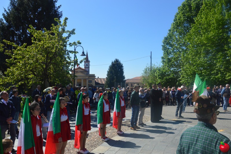 vigano25aprile0074.jpg (141 KB)
