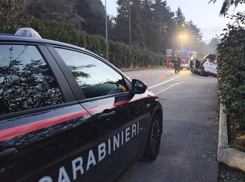 Barzano_incidente_Opel1.jpeg (157 KB)