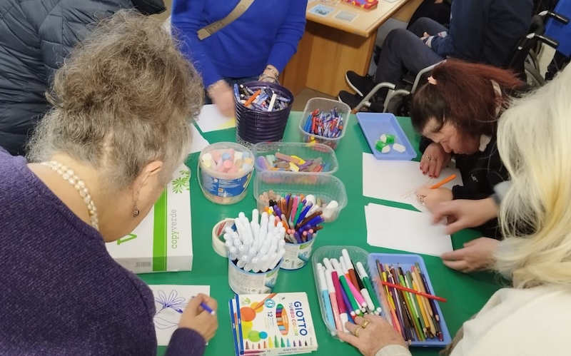 Nibionno_arteterapiapr.jpg (255 KB)