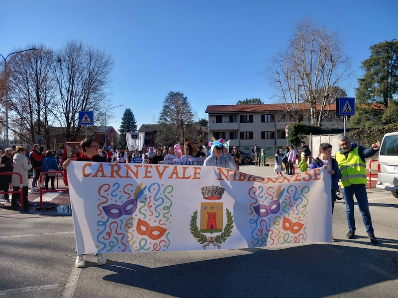 Nibionno_carnevale00003.jpg (226 KB)