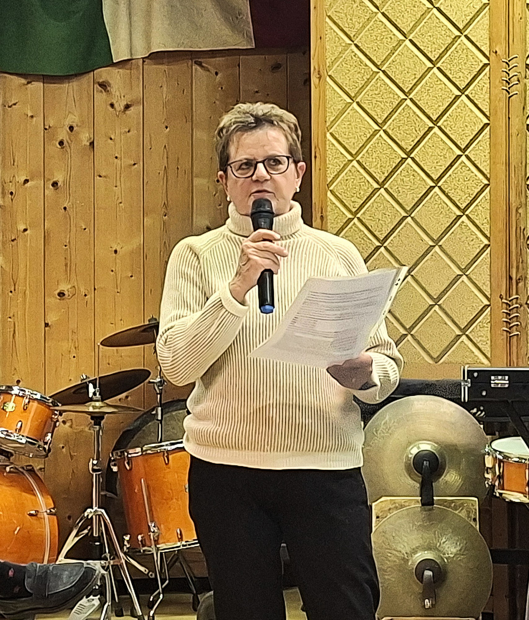 avisbesana__13_.jpg (849 KB)