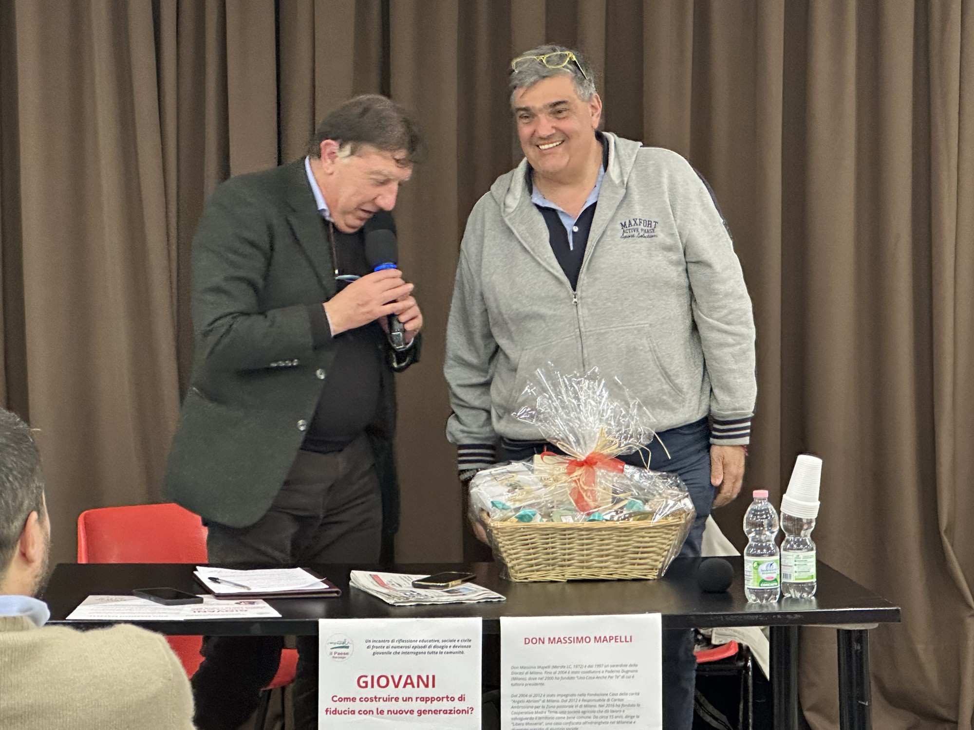 barzagodonmapelli__9_.jpeg (571 KB)