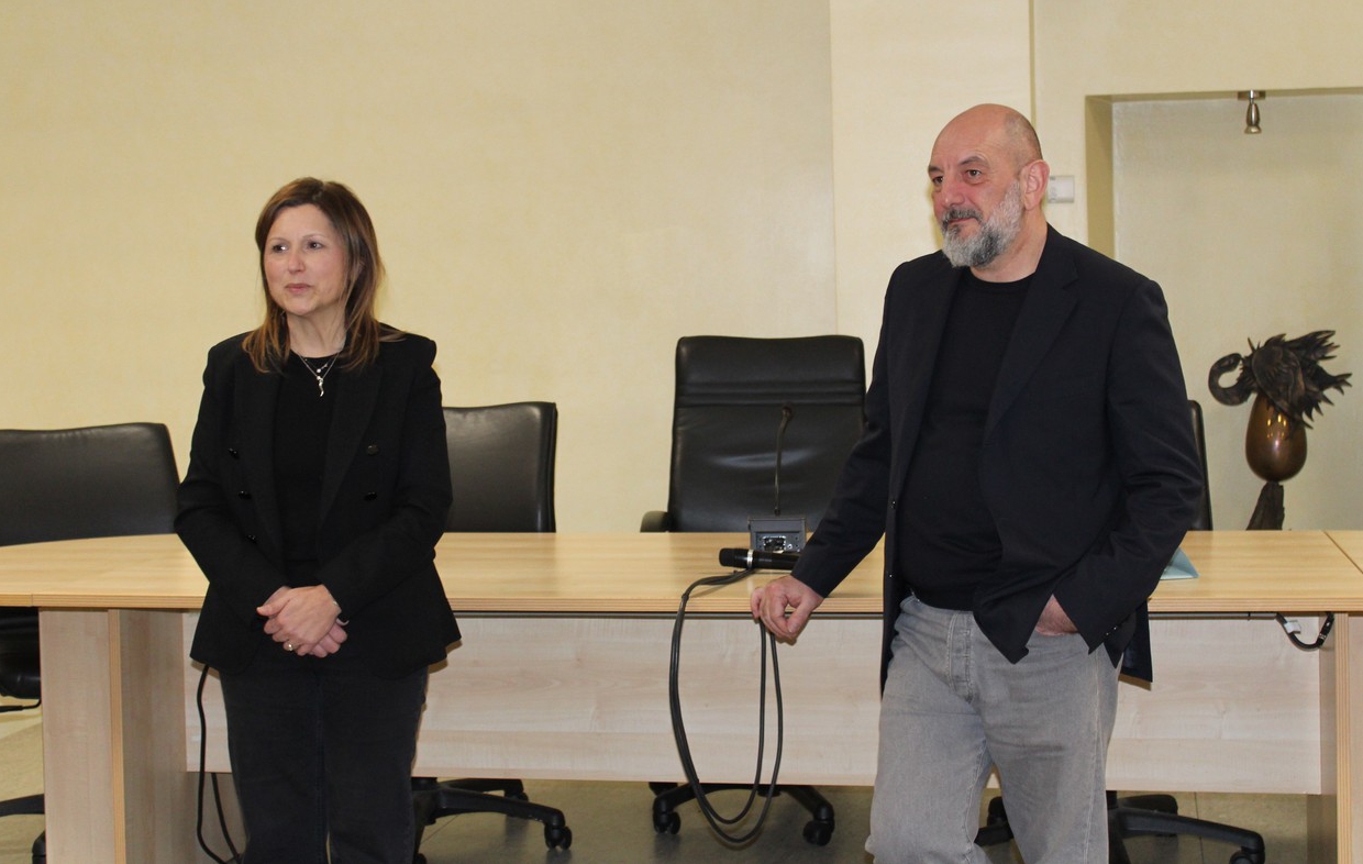 missagliaborsestudio_0006.jpg (413 KB)