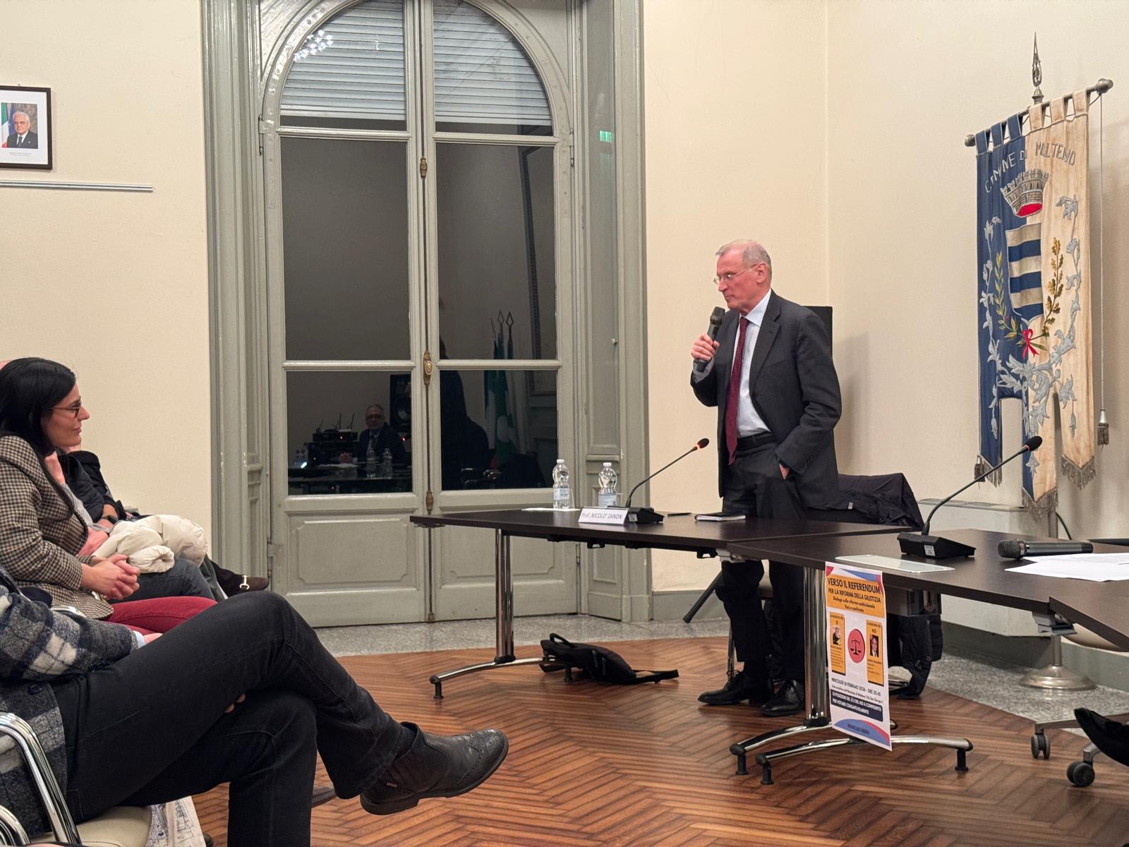 moltenoreferendum__10_.jpeg (230 KB)