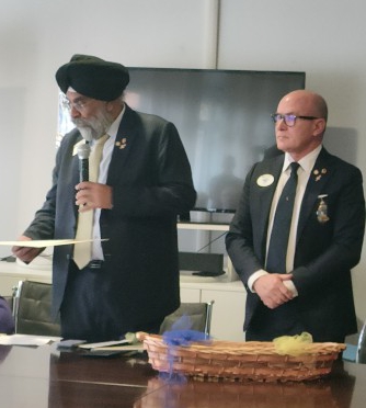 nf_lions__2_.jpg (69 KB)