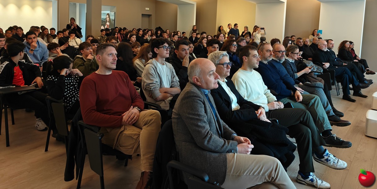 oggionoincontroici_0006.jpg (427 KB)