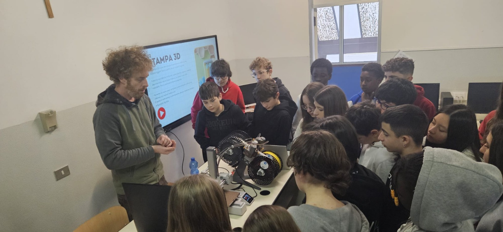 stem_primaria__1_.jpeg (203 KB)