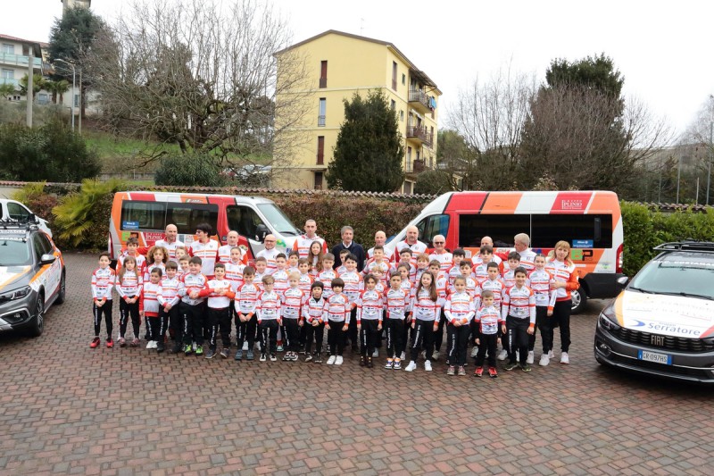 uccostapresentazione__1_.jpg (154 KB)