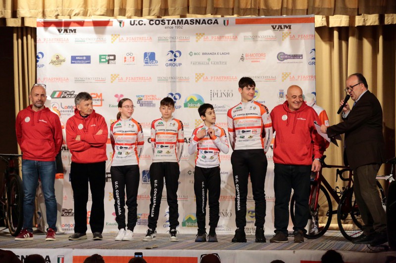 uccostapresentazione__3_.jpg (127 KB)