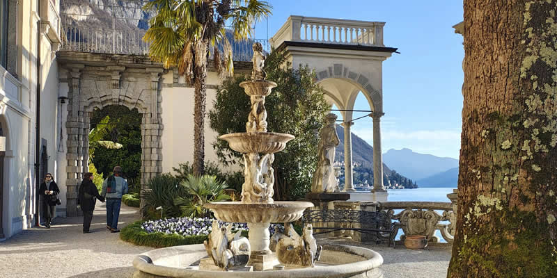 varennavillamonastero2col.jpg (76 KB)