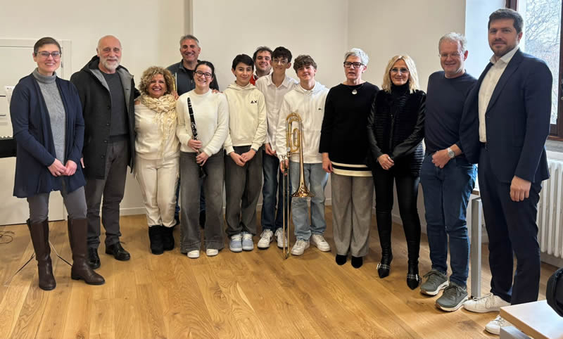 Ello-ristrutturazione-asilo-2.jpg (65 KB)