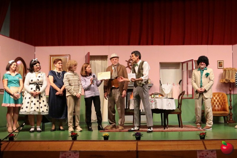 amiciteatropremio__14_.jpg (96 KB)