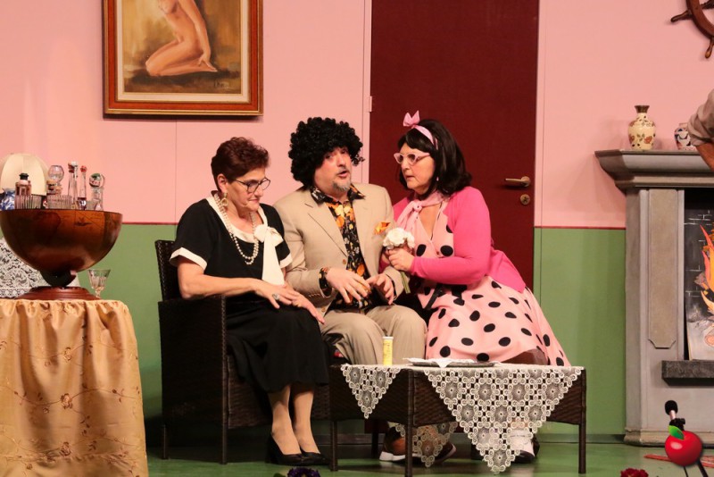 amiciteatropremio__3_.jpg (96 KB)