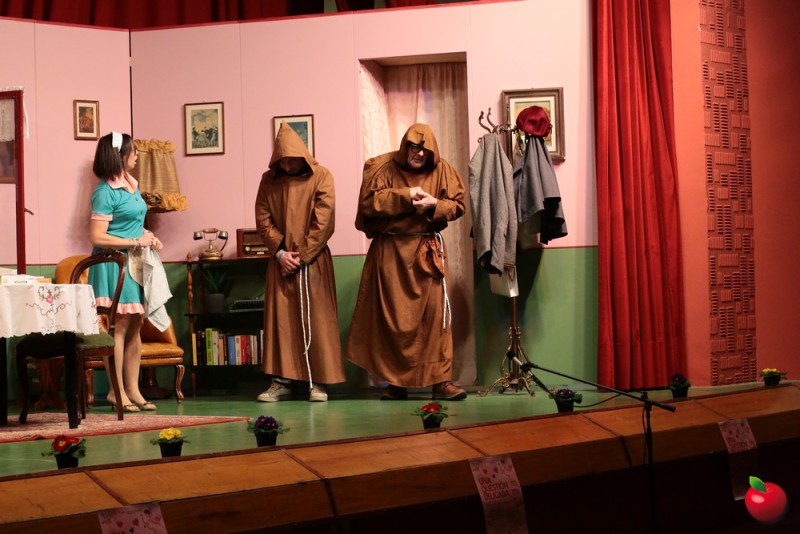 amiciteatropremio__8_.jpg (96 KB)